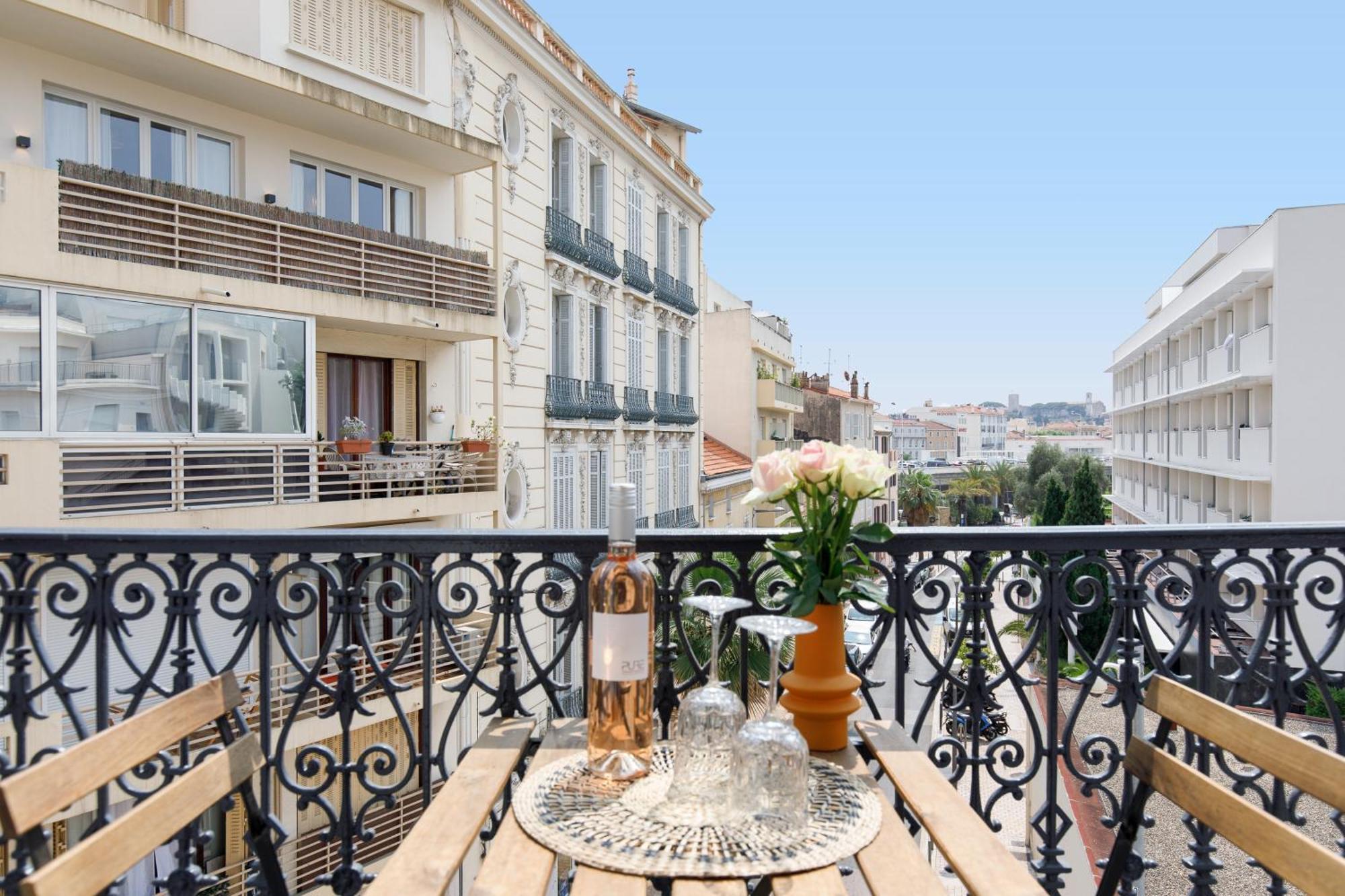 Comfortable Studio W Balcony Cannes Center Tgv Exterior foto